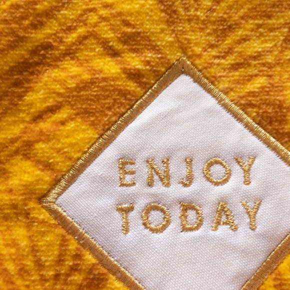 Meet your Posher, Kalsoom - Picture 1 of 1